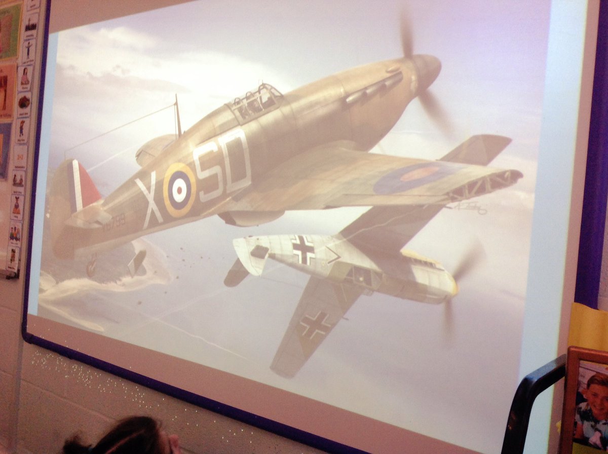 RSW_LPS's tweet photo. Thank you very much to Mr. Peggs who came to talk to us about heroes. #WorldWar2week #LPSeyfs @REC_LPS #values https://t.co/vy5YLvLO7d