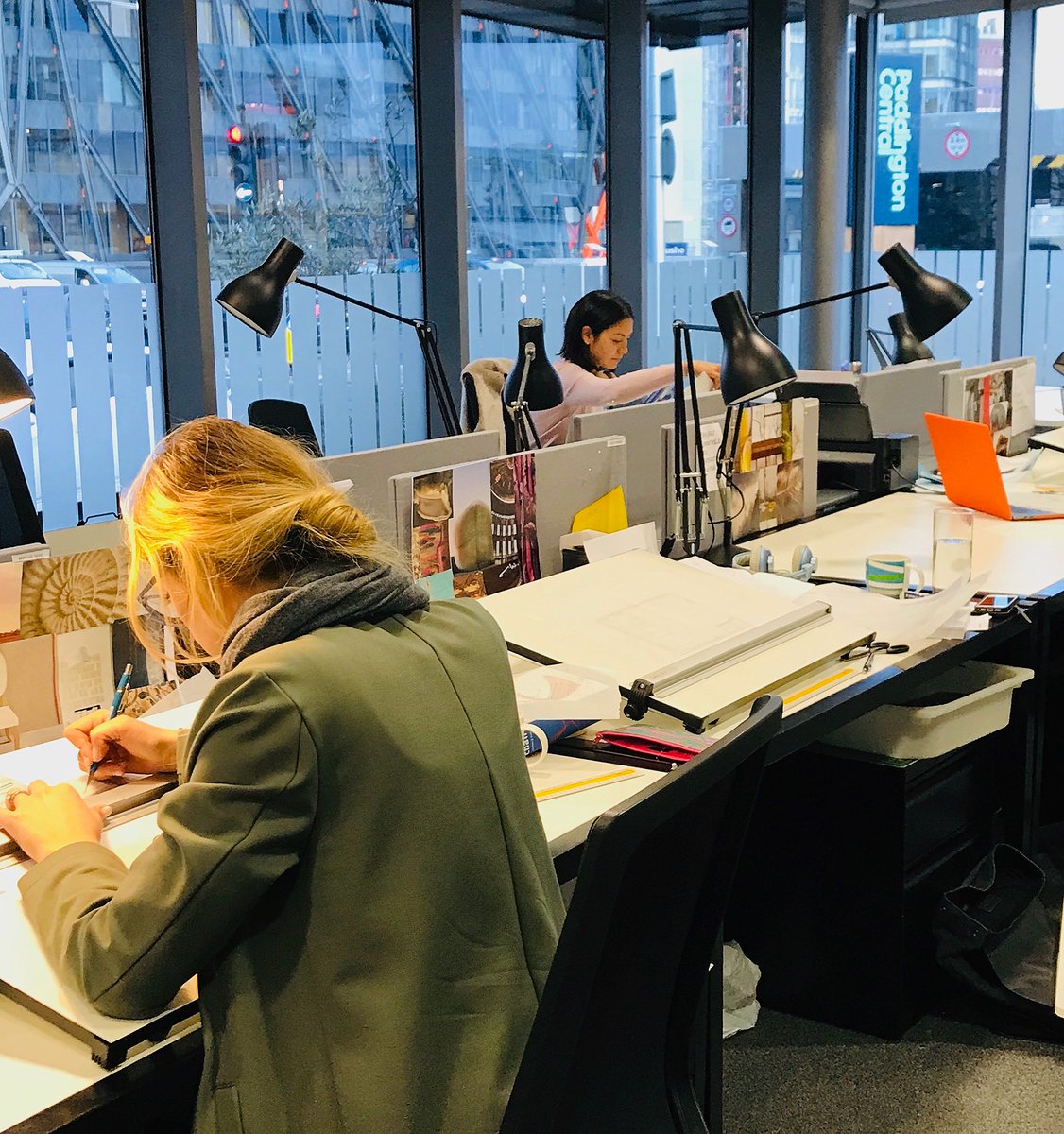 interiordschool's tweet image. Heads down pulling together the drawings for their first large project - loft living. Last week we signed off the planning and design intent. This week using 3d views to resolve material and furniture decisions. #designintent #interiordesigncourse #interiordesignideas #loftliving