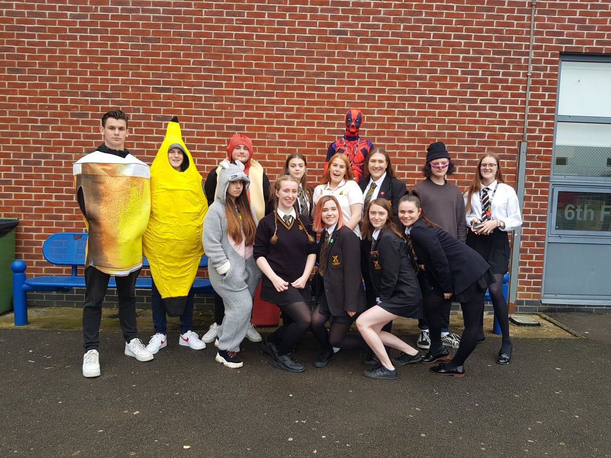 12Billericay's tweet photo. Children in need fancy dress! https://t.co/UZ5VNgUqLZ