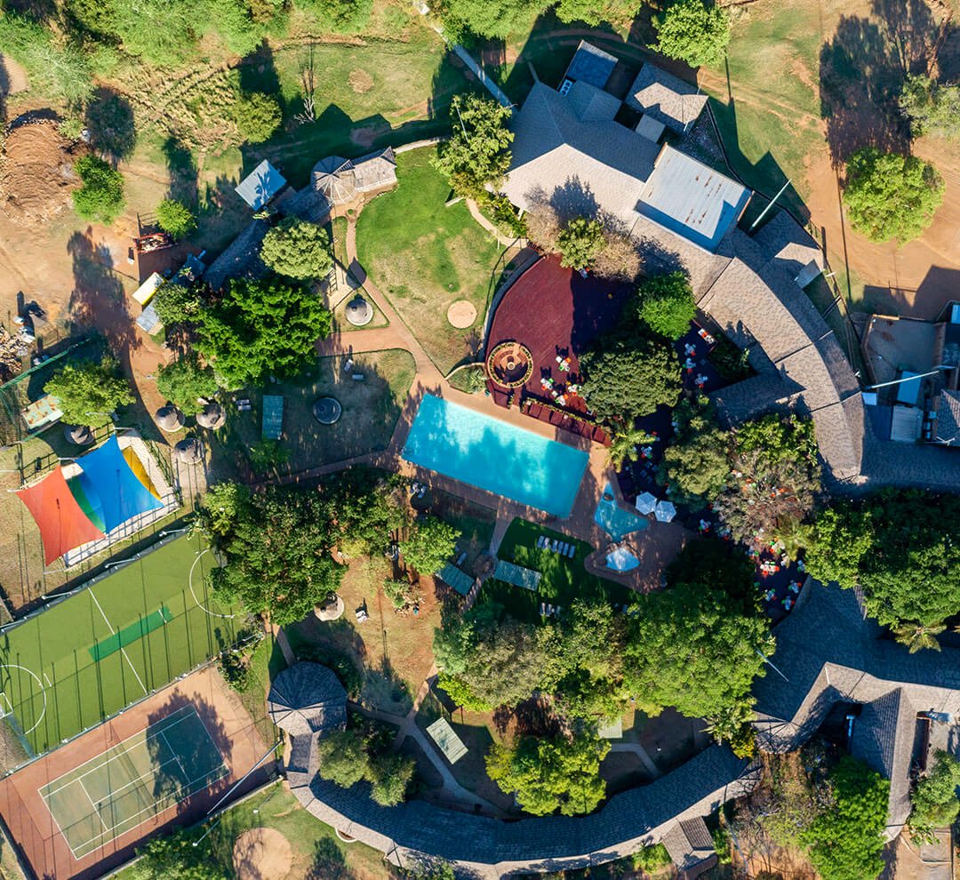 _casablanco_'s tweet photo. Our 2 - 4 sleeper accommodation is available for booking at Dikhololo Game Reserve, located 34km north-west of Brits.

Accommodation is separated into different camps, generally clustered around rocky ridges to make the most of the amazing scenery for nature lovers. https://t.co/Lp33M7nHxB