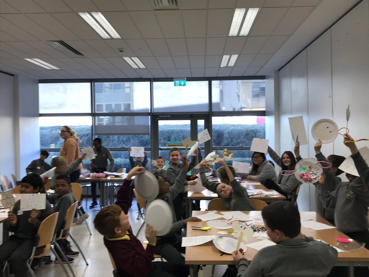 bridgetgk's tweet image. Pollinator workshop #dkitscience #ScienceWeek2019 #BelieveInScience