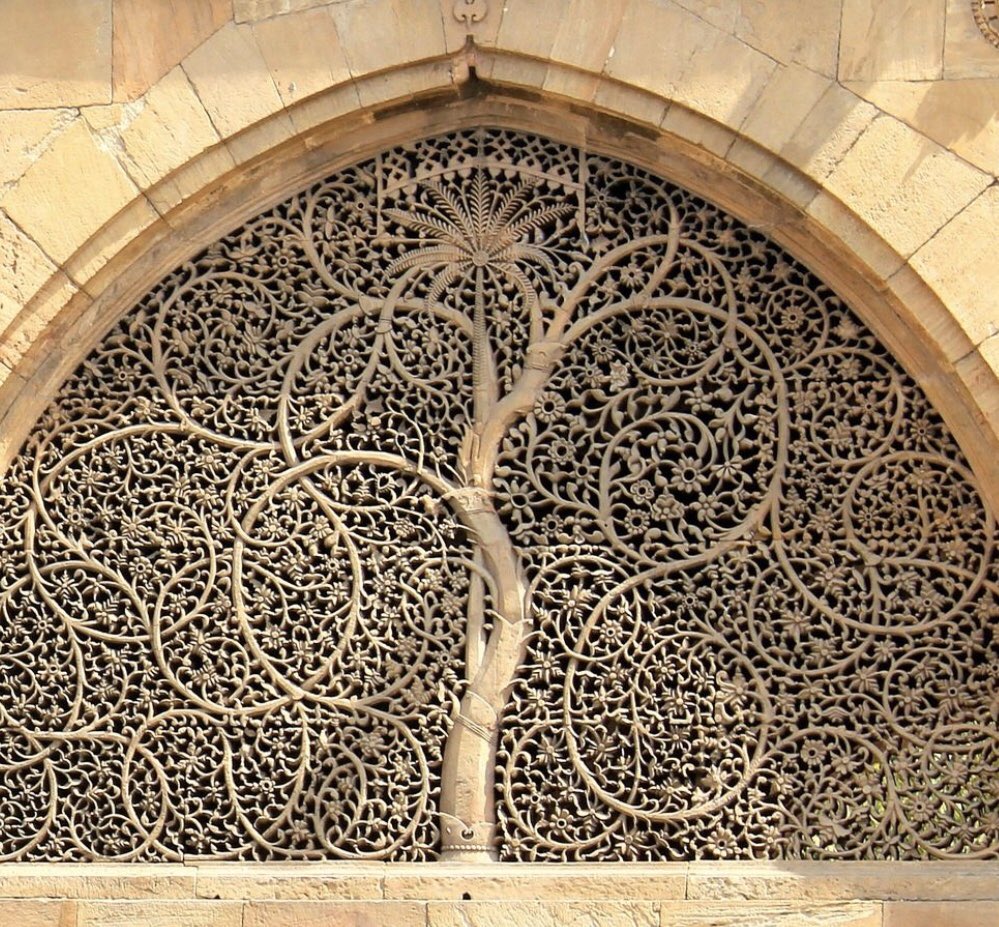 zafarsareshwala's tweet photo. #MosquesofIndia #SidiSaiyedJali Mosque #Ahmedabad https://t.co/nDj3NL3xnt