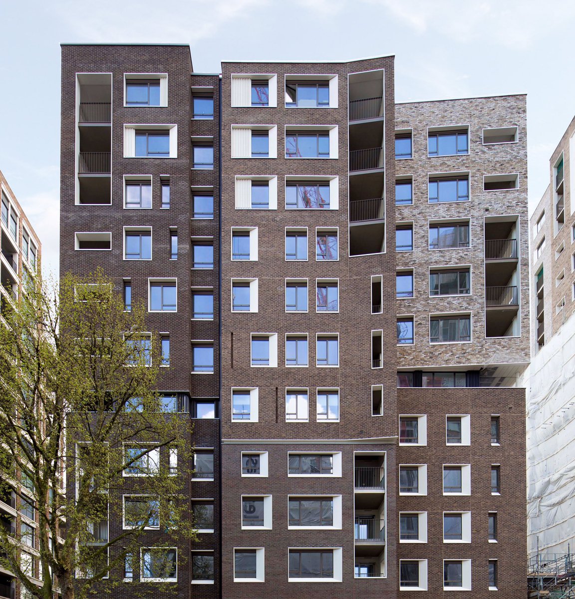 panterhudspith (@panterhudspith) on Twitter photo 🥳 Elephant Park received commendation at the #BrickAwards2019 this week and congratulations to Lee Marley Brickwork winning specialist brickwork contractor with Orchard Gardens 🎉 <a href="/BricksUK/">Brick Development UK</a> @ibstockbrick <a href="/MaccLav/">Maccreanor Lavington</a> @dRMMArchitects 🥳 Elephant Park received commendation at the #BrickAwards2019 this week and congratulations to Lee Marley Brickwork winning specialist brickwork contractor with Orchard Gardens 🎉 <a href="/BricksUK/">Brick Development UK</a> @ibstockbrick <a href="/MaccLav/">Maccreanor Lavington</a> @dRMMArchitects