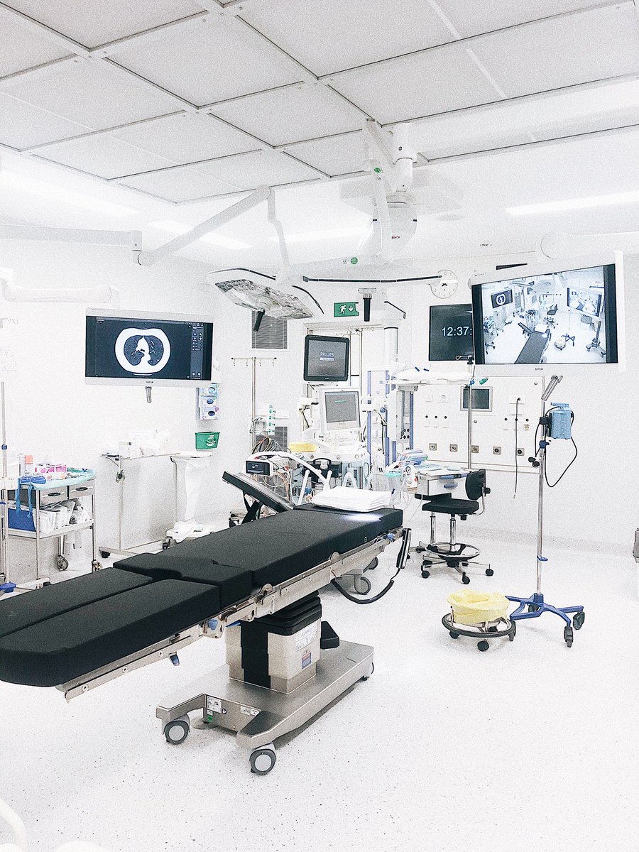 CTObellvitge's tweet photo. Nuevo quirófano de Cirugía Toracica en el @hbellvitge con las últimas tecnologías integradas #cirugíatoracica #thoracicsurgery https://t.co/ZZoapcrjVl