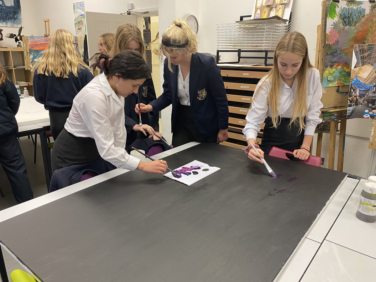 EpsomCollegeUK tweet picture
