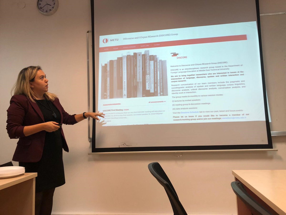 TheDISCORE's tweet photo. Assoc. Prof. Dr. Hale IŞIK-GÜLER giving the opening speech of the first #DISCORE meeting 📚: "We aim to bring together researchers who are interested in issues at the intersection of language, discourse, spoken and written interaction and corpus research". https://t.co/oHWTcaIp3i