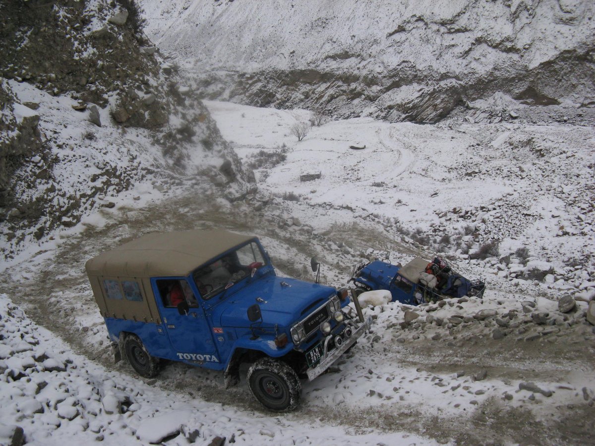 akhondk2's tweet photo. The ultimate road adventure in Baltistan
#RoadTrip #adventure #roadadventure #Jeepsafari #tour #mountaintours #mountainTravel #Baltistan #RoadToAskoli #K2Pakistan #iK2Pakistan https://t.co/xjhCM0w9V0