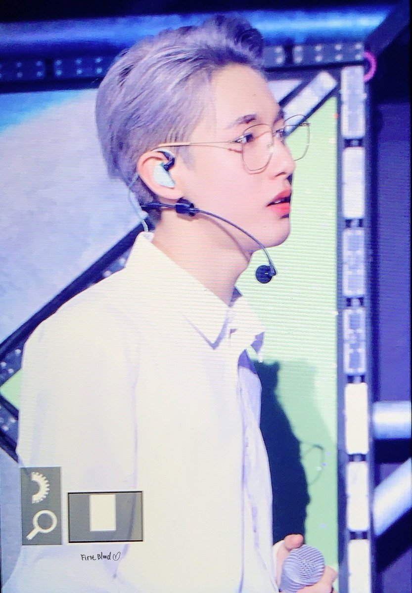 firstblood0323's tweet photo. 눈썹…………😭😭😭 https://t.co/Zzbvkqx8Vl