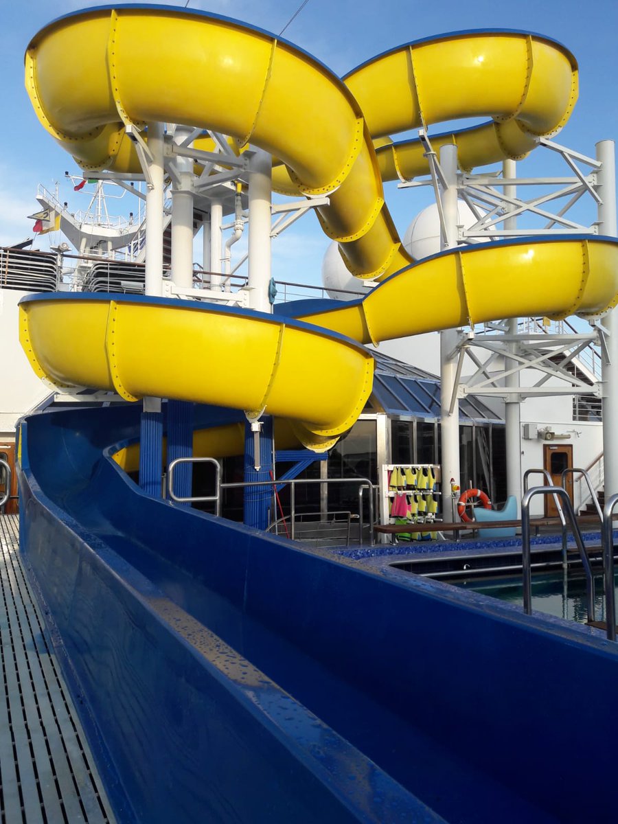 dreamlines_it's tweet photo. #Dreamlines 😍 a bordo di #CostaFascinosa da #Savona a #Barcellona, scopriamo assieme la nave e i tour organizzati a terra. https://t.co/bq0nVSavV5