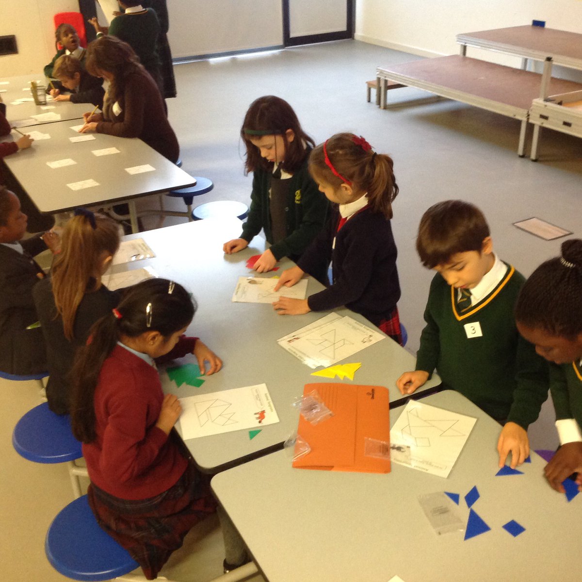 StAndrewsSW16's tweet photo. Teamwork and collaboration were key in solving our maths investigations!➗➖✖️➕ #mathsmorning https://t.co/GwHupLOoWf