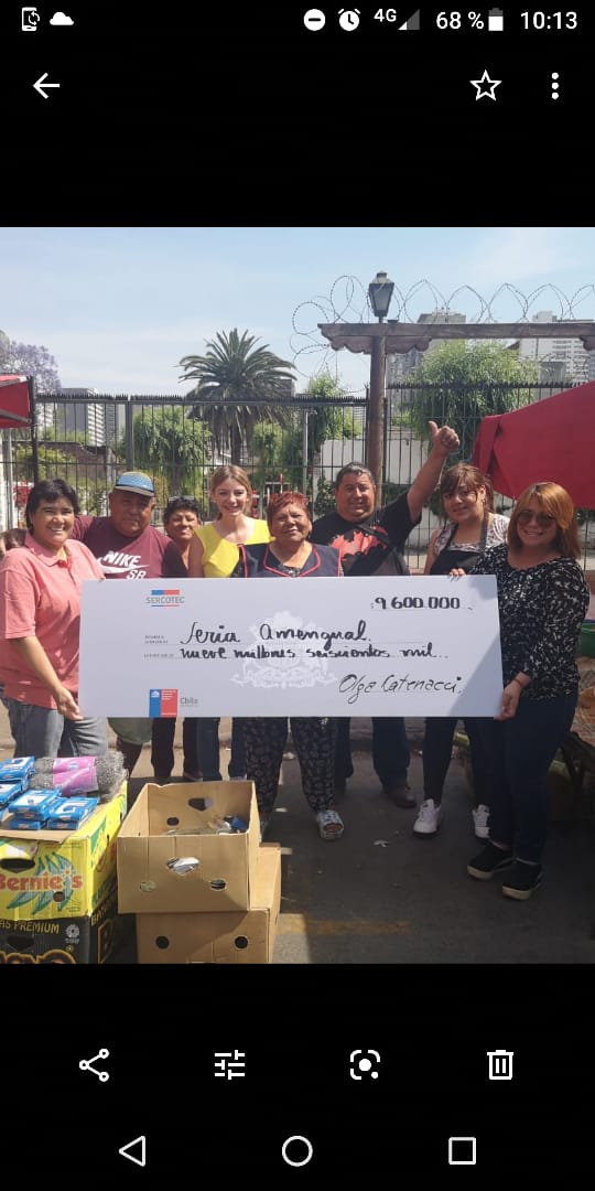 FeriaslibresE's tweet photo. Felicitaciones a la Feria Libre Amengual y su Directiva por adjudicarse los fondos concursables de Sercotec para modernizar su feria. Uniformidad en puestos, medios de pago electrónico y punto móvil de reciclaje entre las acciones a implementar. Felicitaciones. @muniecentral https://t.co/8PgtVb2zfc