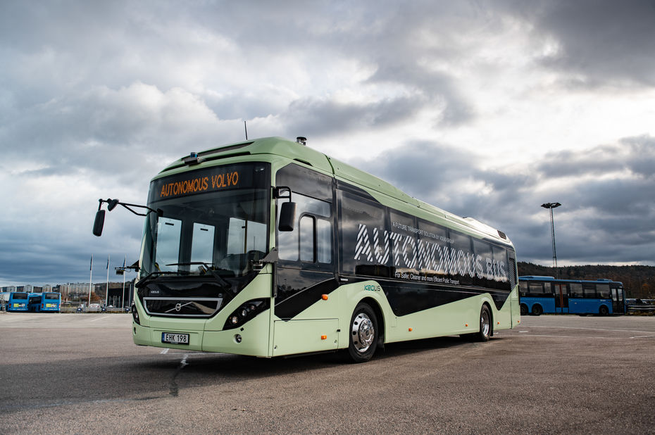 SDTech_Eq's tweet image. Volvo met un bus autonome à l&apos;épreuve autour des dépôts de Keolis bit.ly/352gzkM #industrie #transport #busautonome #autonomie #Volvo #Keolis