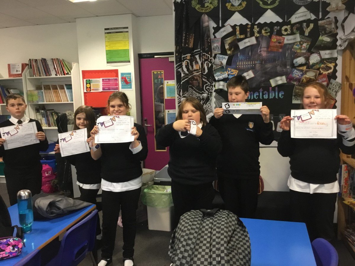 MorristoncompS's tweet photo. Year 7 small acts of kindness around the school  World kindness day #stf #aln #WorldKindnessDay2019 https://t.co/MAmYIUYI4m