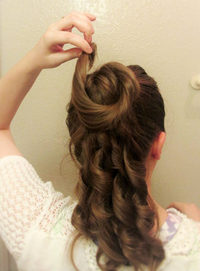 PHSDrama7127's tweet photo. Ok girls! Some direction on hairstyles: (all up for Moms/Pick-A-Little, half up for teenagers) https://t.co/cN7drfgjzu