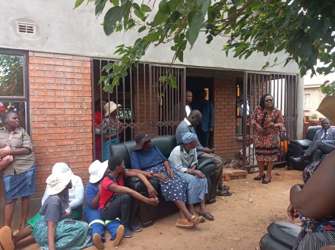 KarenyiKore's tweet photo. #Machinja anerudo,
Please join me in bringing comfort to those who mourn. The untimely #death of longtime cadre @mdczimbabwe Clr Resias Masunda Ward 44 #Kuwadzana.
Our thoughts to his family.
@nelsonchamisa
@TomeVongai
MHSRIP
From your #ActingPresident
1/ https://t.co/z31UpLFuaf