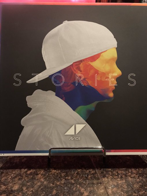 Aviciiのtwitterイラスト検索結果 古い順