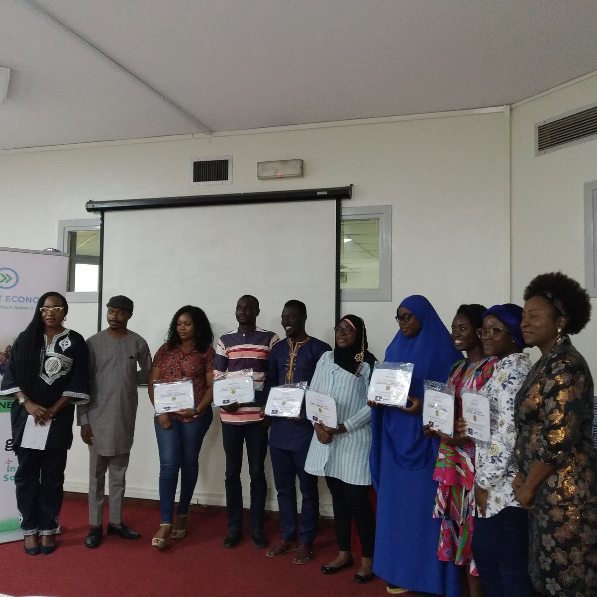 insiteconsults's tweet photo. Our Awesome TNE Lagos Heroes, We celebrate your success stories.
Greater achievements ahead.
#Insiteconsults #impactliving #TNEHeroesLagos #Insitefulsolutions https://t.co/cC2iqQnY7L