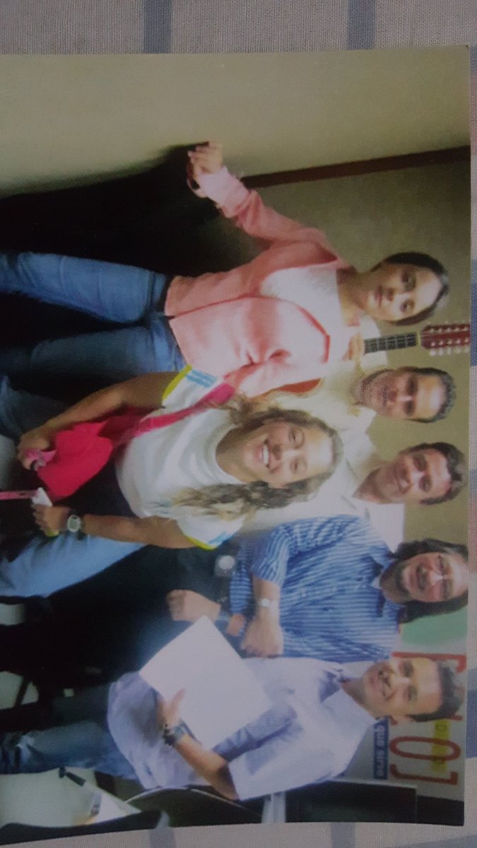 Un tbt para la historia. Porque la radio apasiona y te lleva lejos. Bellos recuerdos <a href="/molokli/">Mónica Londoño K.</a> <a href="/CanecaHumor/">@ƈąŋɛƈą ®</a> <a href="/LuisAlirioCalle/">Luis Alirio Calle M.</a> <a href="/AramburoFelipe/">Felipe Aramburo</a> <a href="/Fruko_oficial/">Fruko y sus Tesos</a> Abrazos del alma compañeros