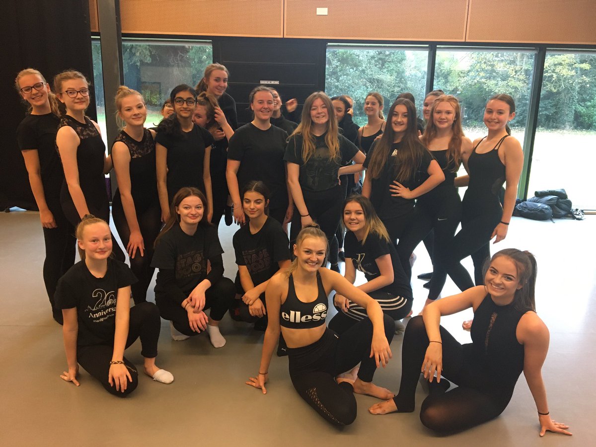 Fram Earl Dance tweet media