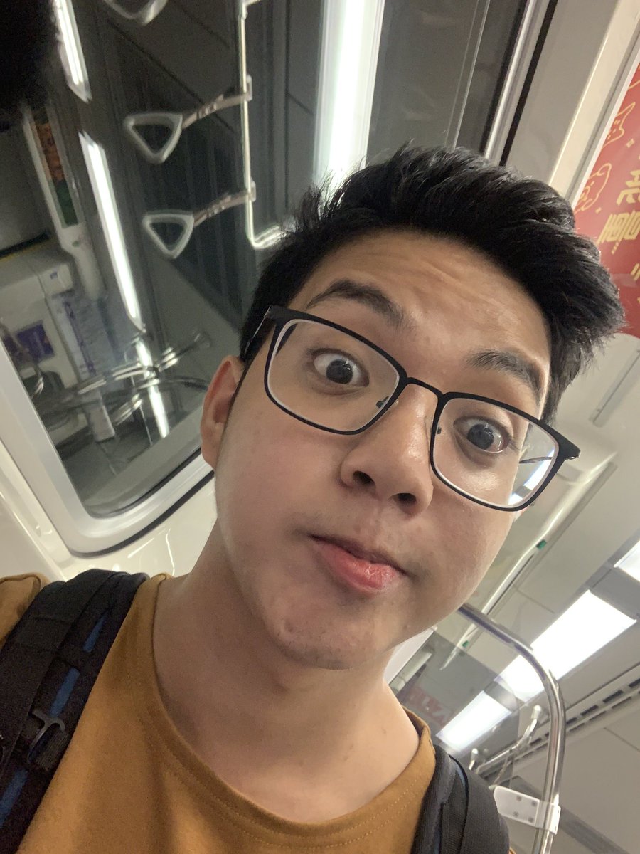 kyoquijano's tweet photo. train sa taiwan https://t.co/vyp0jh0aA1