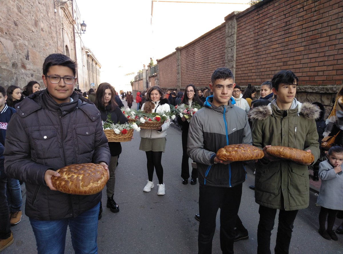 Colegio Santa Isabel tweet media