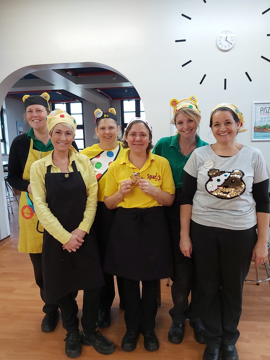 59Tlane's tweet photo. Gillingham School Children in need day @caterlink_ltd https://t.co/YfrBXhApjP