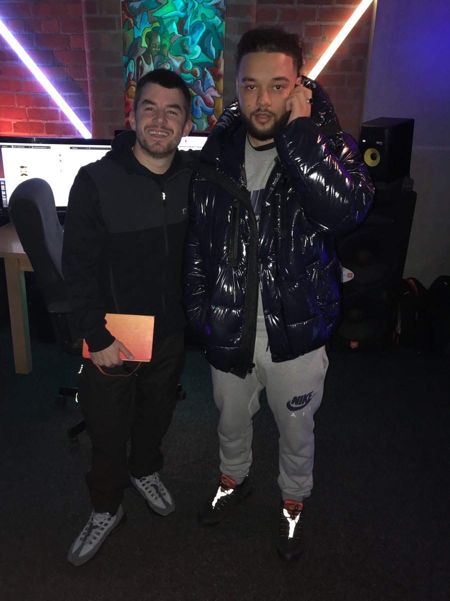 My man ere <a href="/GULLYPACTZZ/">GullyDoYaDirty</a> 
Heavy heavy business ppl 
Lookout  ✍️✍️✍️✍️🚀🚀😎