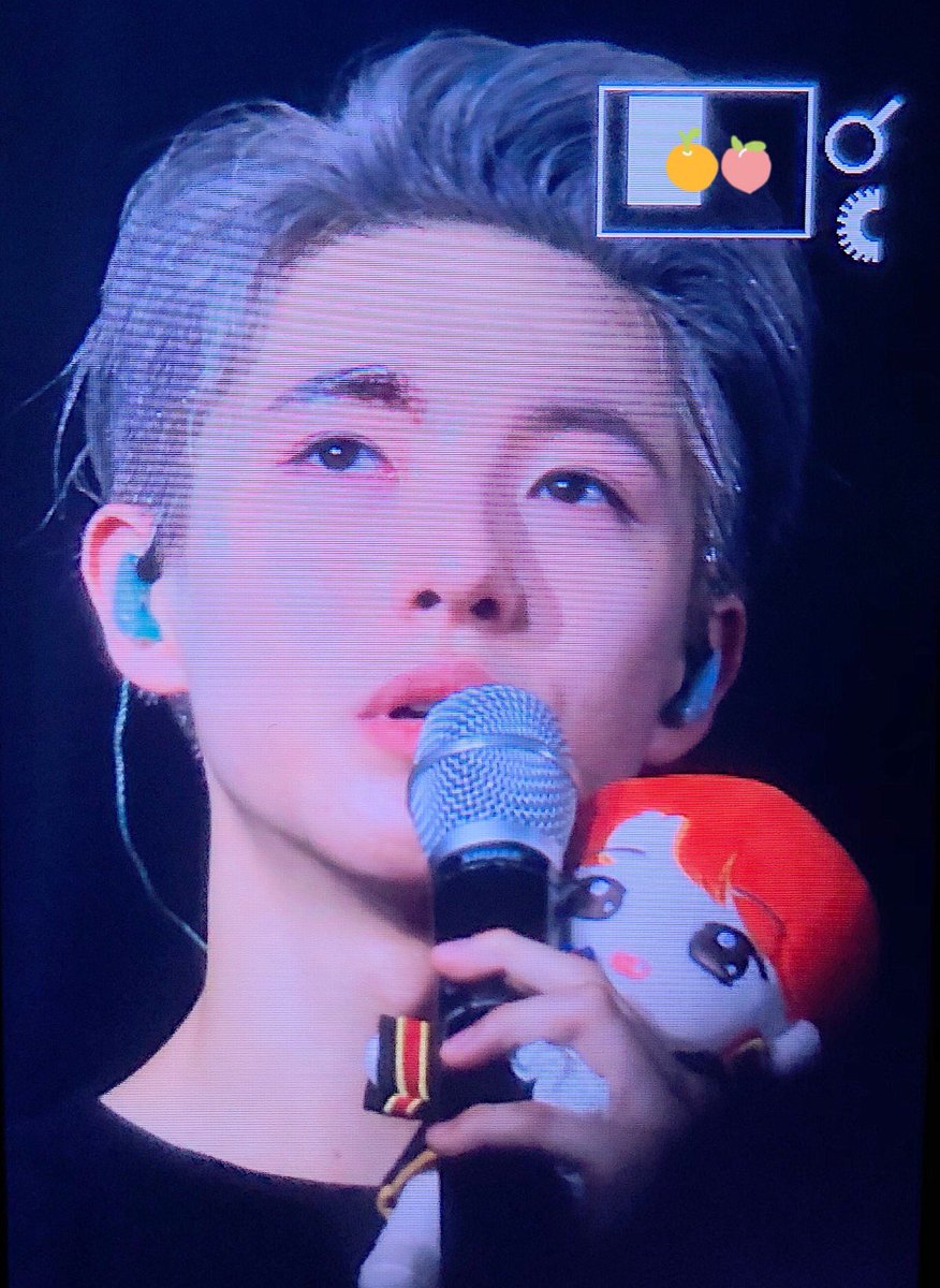 ElopeJamRen's tweet photo. #런쥔 #RENJUN 울지마ㅜㅜ https://t.co/fJmyXOMk8v