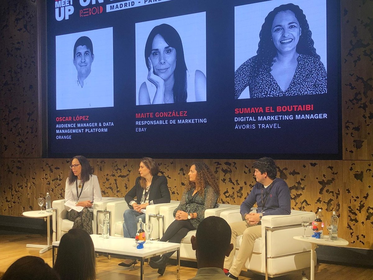 avoristravel's tweet photo. Nuestra compañera @SumayaBoutaibi, del departamento de e-commerce, participó en el panel "Un día con Mr. Data" dentro de #datadrivenmeetup organizado por @LETSREBOLD. En él, trató sobre la importancia de la medición a la hora de tomar decisiones. #SomosÁvoris https://t.co/0lbhoOqczq