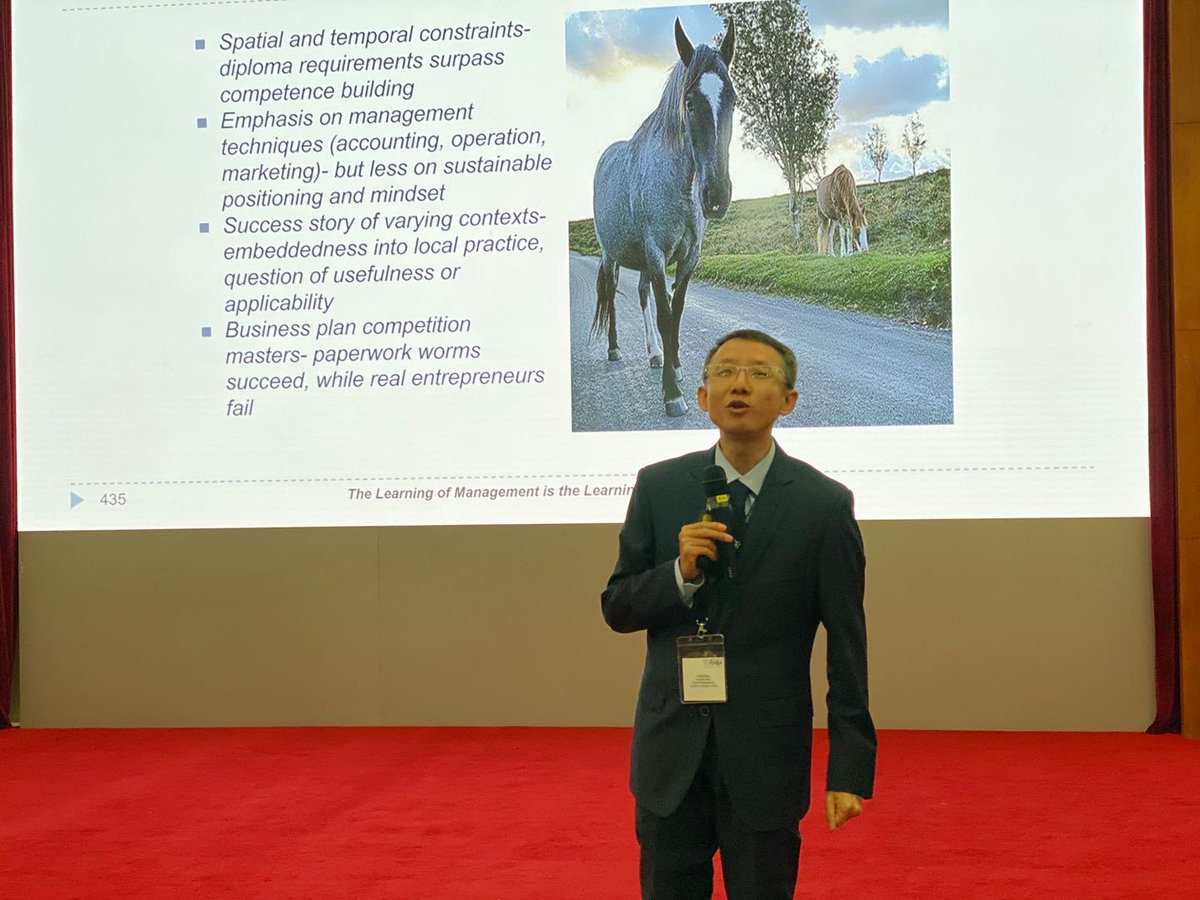 Assoc_of_MBAs's tweet photo. Ideas and practices in business education that draws from the wealth of expertise and experience are being discussed by our panel Hao Ding, Tian Meng, Yanhai Zhao and chaired by AMBA’s George Iliev #AMBA19 https://t.co/nFjSbIiT7C