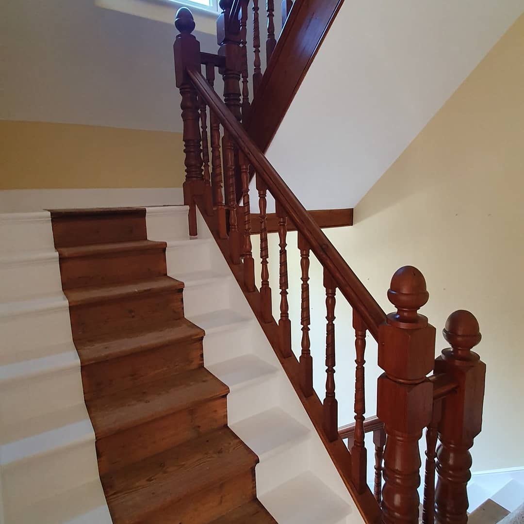 DecoratorAndy's tweet image. Staircase finished @JohnstonesUK #MasterDecorators andrewpullen.co.uk
