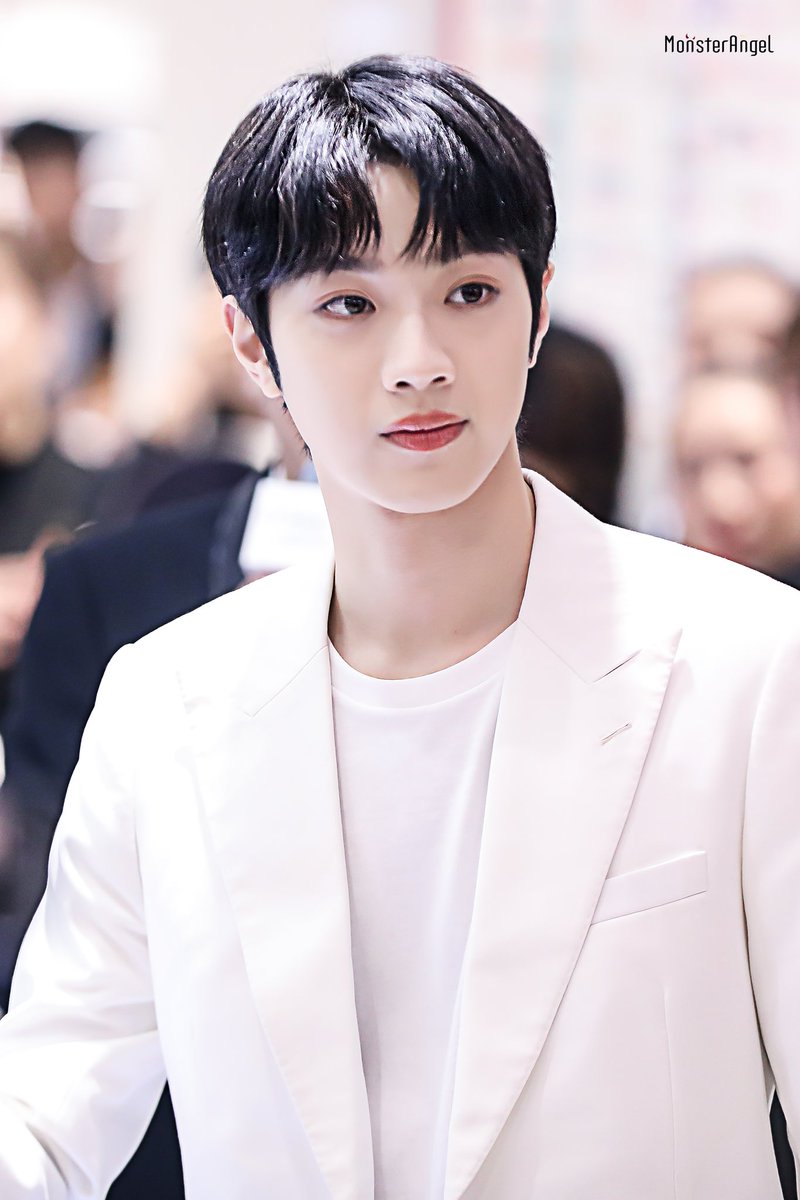 MonsterAngel923's tweet photo. 191115  L’oreal celebrity endorsement in Beijing HD
#라이관린 #Laikuanlin #赖冠霖 #賴冠霖 https://t.co/xtufcObmtn