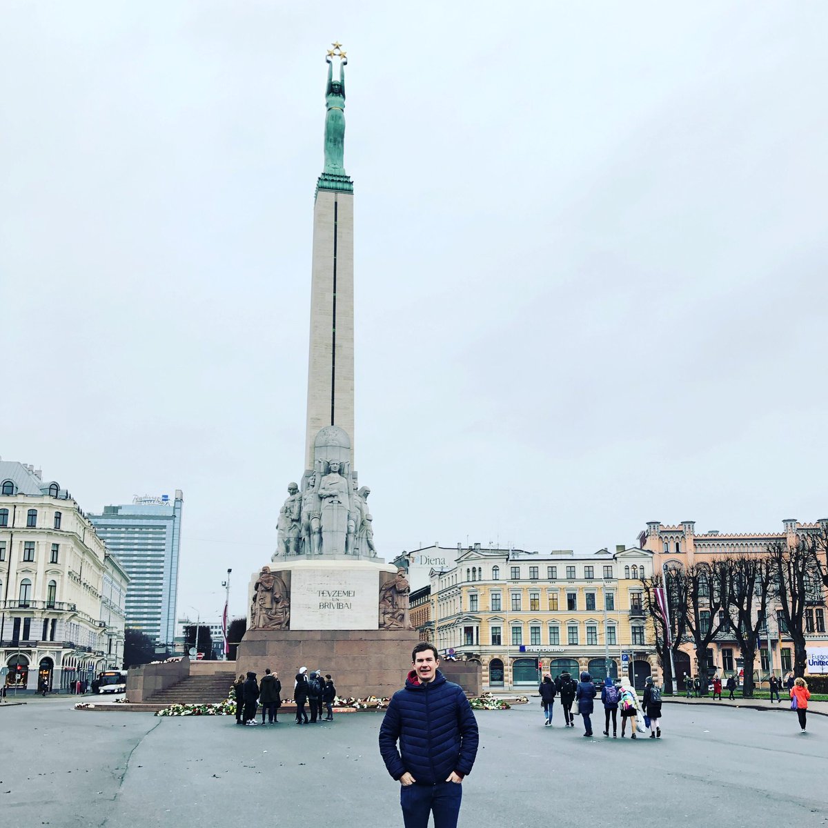 JamesDixon_UKDS's tweet image. Enjoying my birthday so far in Riga Latvia. Interesting little old town! ❤️🇱🇻 #riga #rigaoldtown #freedommonument #Im33