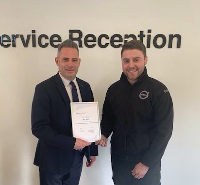It’s a massive Marshall congratulations to Max Wright who has passed his #Volvo #Apprenticeship Programme and is now qualified Level 3 #Technician at Marshall Volvo #BishopsStortford. Well done Max – all of the team are VERY proud of you! (Pic with Anthony Lord, General Manager).