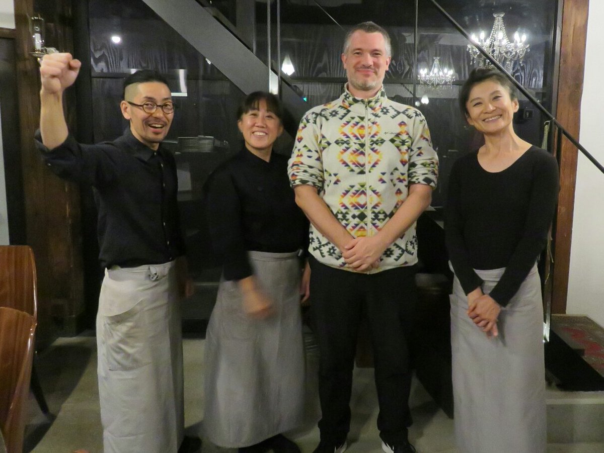 Excellent French-style dinner (me: vegan course) in a former saké warehouse, after relaxing at  #Kamiyama Onsen. Fine with kids. Space for wheelchairs but 1 step at the entrance. Warm staff speaking English & French   #VeganJapan  #JapanTravelKamiyama – at  Café on y va