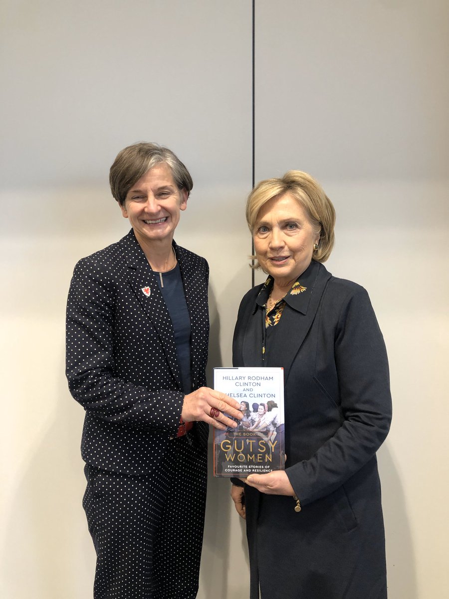 What a gigantic and unique privilege it was to be a part of this #GutsyWomen panel with @HillaryClinton and @wgmin_education at @SwanseaUni:  youtu.be/qvAx_yQ-MpU