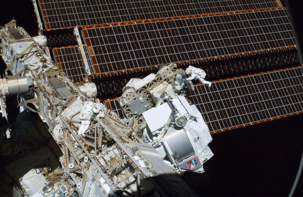 CTAairport's tweet image. 🚀Grande @astro_luca, ti seguiamo e siamo con te! (ph @esa) #SpacewalkForAMS #LucaParmitano #AndrewMorgan