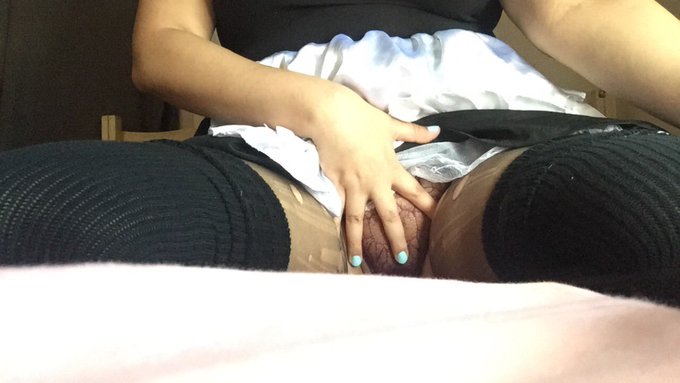 i lov maids, me as a maid https://t.co/FzKDKNXlZz<a href="/tag/nsfw"class="tags"><span>#nsfw</span></a>