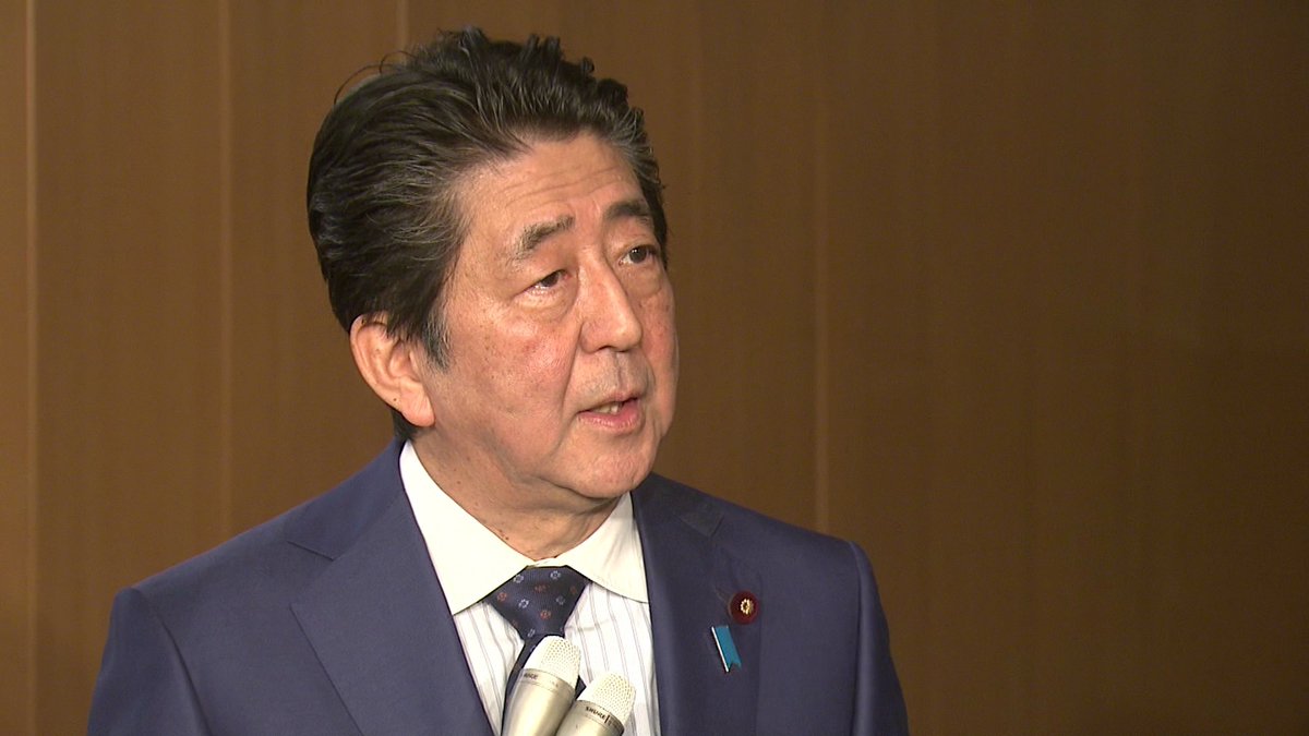 首相官邸 総理の動き 本日 11月15日 安倍総理は官邸で 桜を見る会 及び北海道大学教授の解放について会見を行いました T Co L6yhjevhox