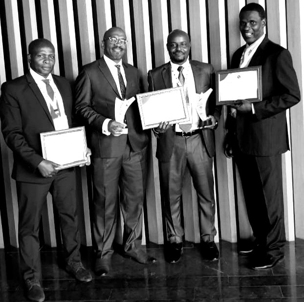 ATNSSA's tweet photo. As @Afcac_Cafac celebrates 50 yrs & Yamoussoukro declaration a well-deserved 20, we hereby wish them prosperity & unsurpassed growth #singleafricansky #ATNS26 #safeskies #ICAD2019 L-R. S. Zwane & M. Nesengani @ATNSSA; O. Rikhotso @DoTransport & L. Mabaso @icao https://t.co/JwZb4uYsaG
