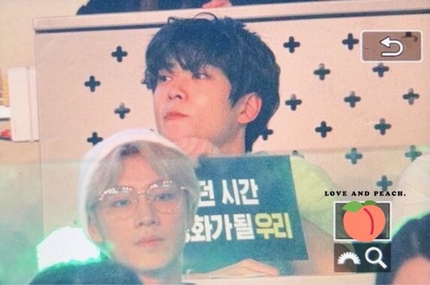 this is surreal jaehyun and xiaojun in one photo??? do they even know eachothers names? probably not