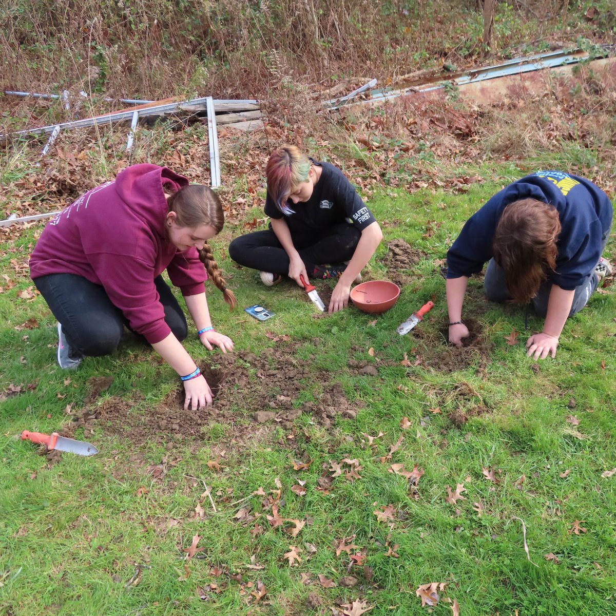 TheGeorge4H's tweet photo. Students worked really hard in preparation for PA FFA Fall Regional Contests. They were even willing to spend more time in my program than usual to practice for the contests. #TeachAg #PAFFA #DairyFoods #LandJudging https://t.co/82kNLfGChT