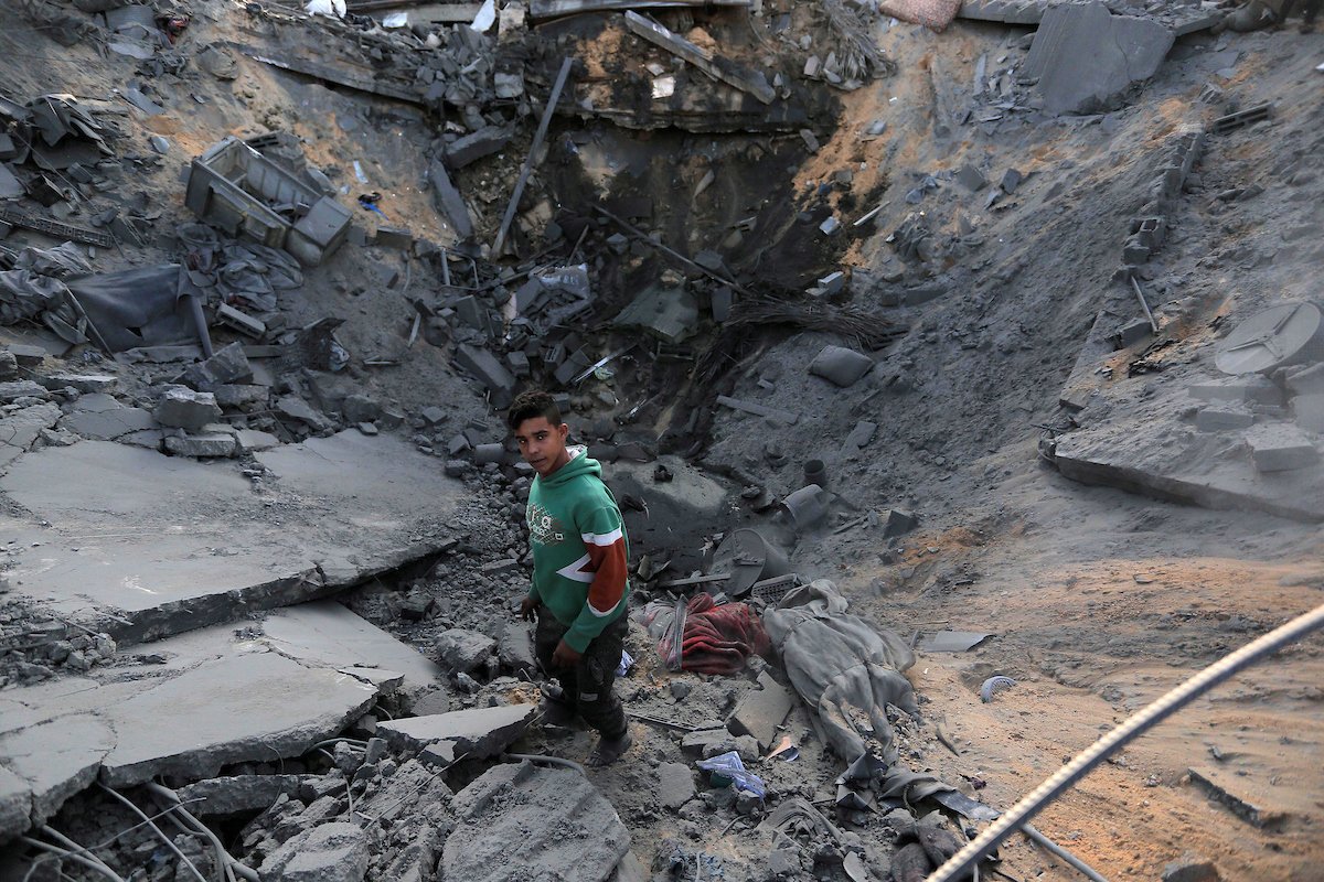 Palestine news this week:

• Israel kills 8 from same family 
• Fragile ceasefire after airstrikes kill 34 in #Gaza
• Israel's 'serial abuse' of Palestinian journalists
• How Israeli spy tech reaches deep into our lives

Read full #PulseOfPalestine at: bit.ly/2Xh5sSm