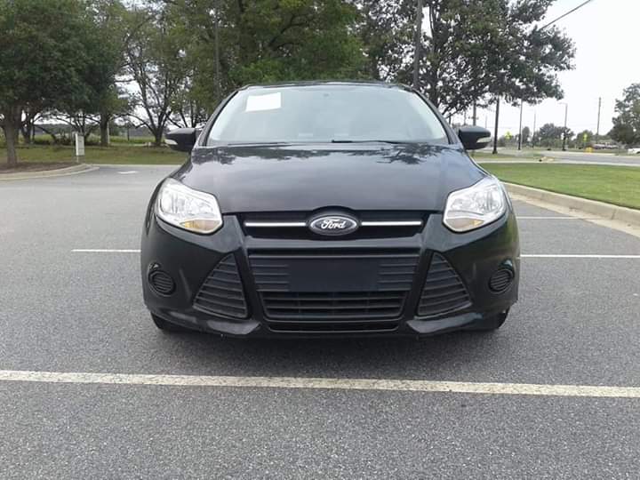 InterstateSales's tweet photo. 🚨2014 Ford Focus🚨
Clean interior💯💯
🚀Great get up and go🚀
And more....🏳🏳🏳
📞📞Call VINCENT today to ask any ❔❔questions Or to even be 🖋🖋pre approved over the☎️ phone without walking through the 🏢🏢door 
☎️(478)956-5674
🌐https://t.co/6Mv7Kx2z1o 
#fordfocus https://t.co/eFowVDfJus