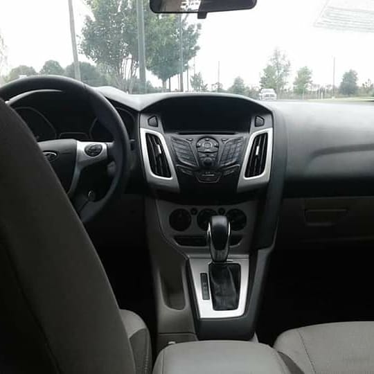 InterstateSales's tweet photo. 🚨2014 Ford Focus🚨
Clean interior💯💯
🚀Great get up and go🚀
And more....🏳🏳🏳
📞📞Call VINCENT today to ask any ❔❔questions Or to even be 🖋🖋pre approved over the☎️ phone without walking through the 🏢🏢door 
☎️(478)956-5674
🌐https://t.co/6Mv7Kx2z1o 
#fordfocus https://t.co/eFowVDfJus