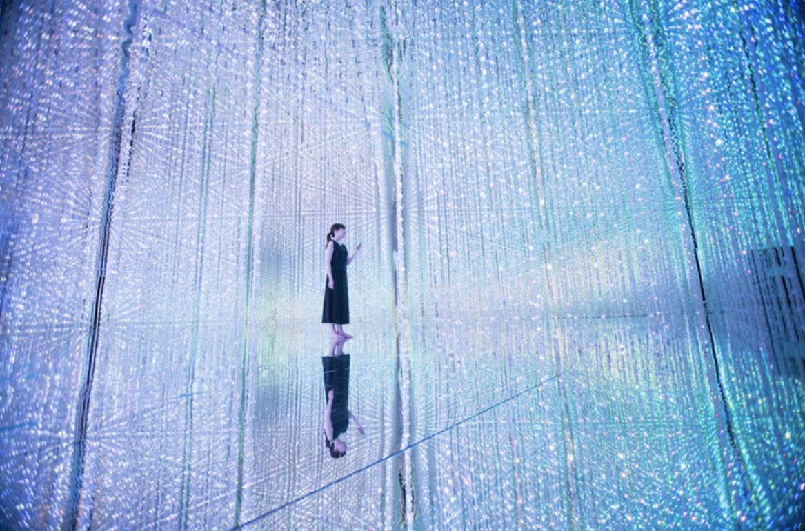 kihmberlie's tweet image. Saw these photos of Team Lab’s Digital Art Exhibition on Pinterest and I’m really hoping this comes out like how it looks in my head 🙏🏾