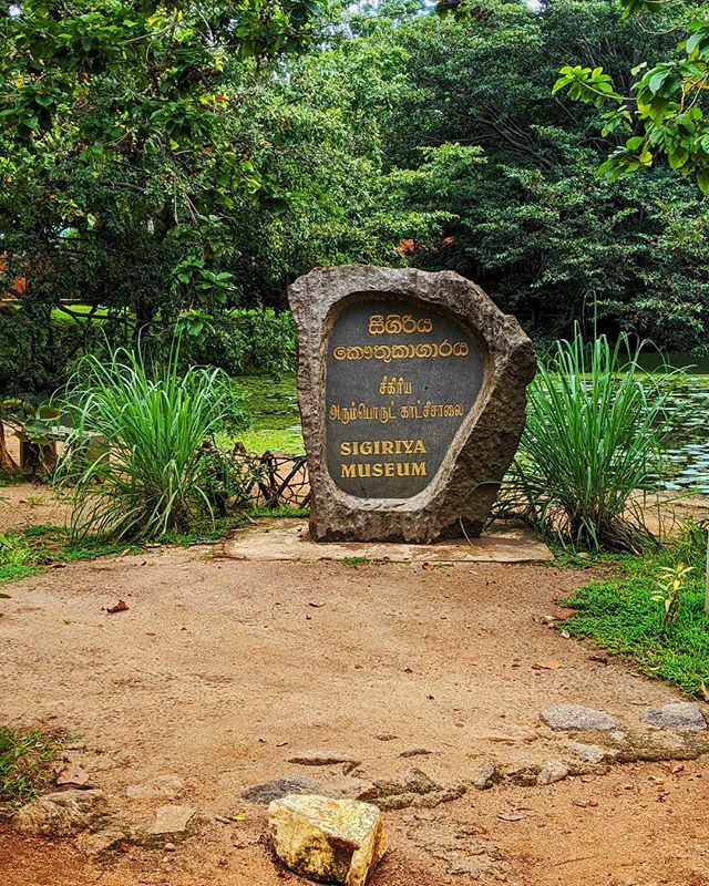Shot there was a museum!
.
.
.
#srilanka #TeamPixel #pixel3xl #lanka #traveldestination #travelawesome #destinations #beardntravel #beautifuldestinations #sigiriya #sigiriyarock #nature #srilankatrip #srilankadiaries #travelgram #mobilephotography #trekking #landscapephotogr…