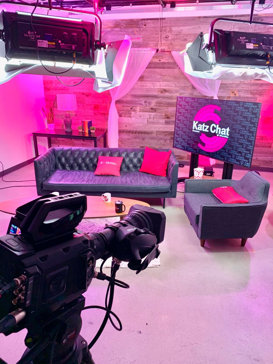 Mike_Katz's tweet photo. Debuted a new format for my show yesterday🙌 #KatzChat
That’s right, I have my own show😼 It’s  v. exclusive. Only for our @TMobileBusiness team, but I can show and tell you this: https://t.co/Nh1MvPrnOg