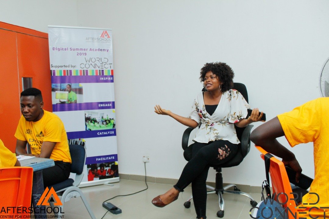 DSA RECAP: Here's a a Young and successful entrepreneur, Ms. Veralyn Chinenye @veralynchinenye during  the #DSAHotSeat session. #ACCDDSA2019