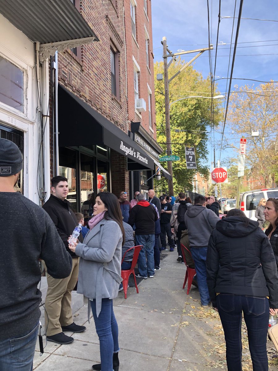 EaterPhilly's tweet photo. The lines at Angelo’s Pizzeria are insane after a Barstool Sports rave review https://t.co/IFfgm1RTFQ https://t.co/OLm3LbVdfy